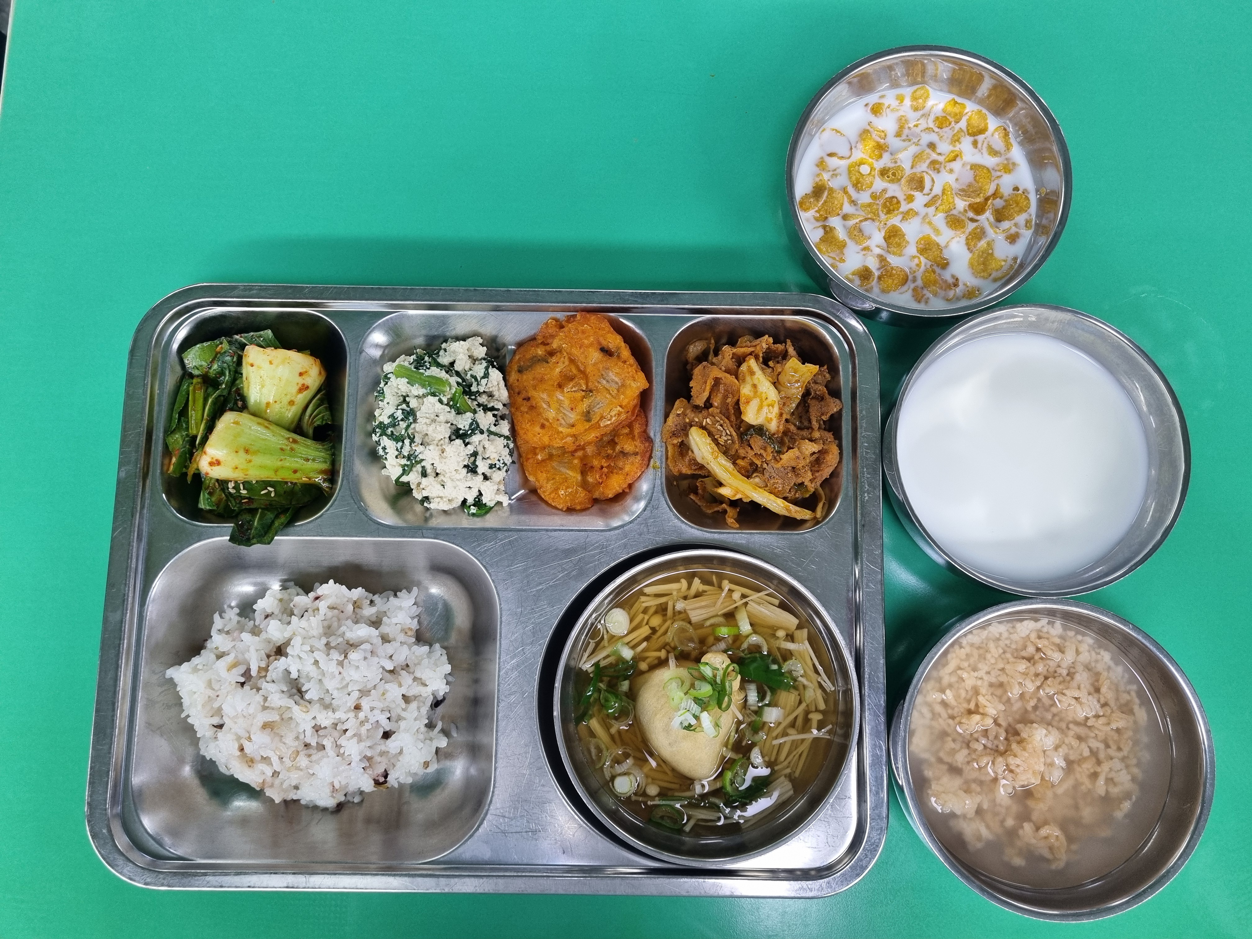 ���Ļ���